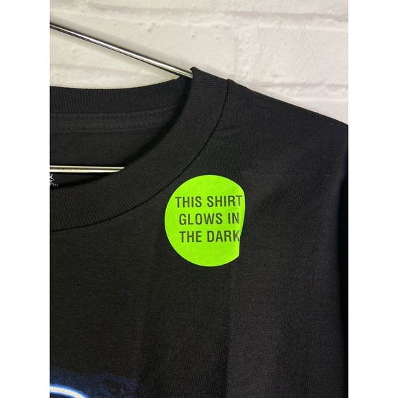 Krispy Kreme Ghostbusters Stay Puft GLOW in the Dark Limited Edition T-Shirt L - Picture 3 of 8